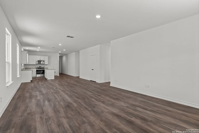 916 Heartseed Avenue, New Braunfels, TX 78130