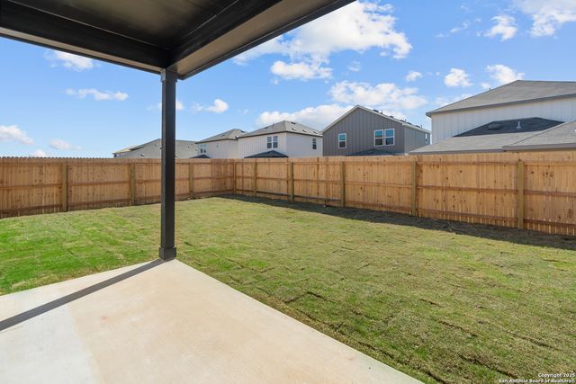 916 Heartseed Avenue, New Braunfels, TX 78130