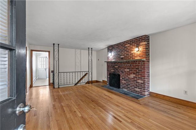 17 Shields Street A, Newport, RI 02840