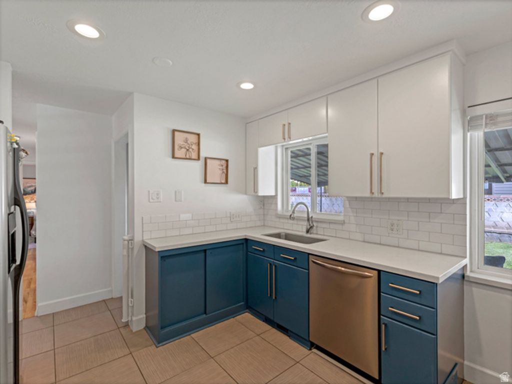 3567 S CHRISTINE ST, Millcreek, UT 84106 — photo 4