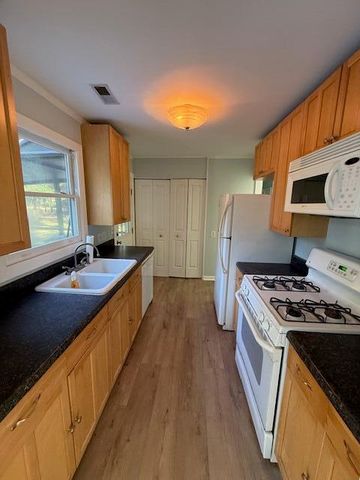 2713 Jones Avenue, Beaufort, SC 29902