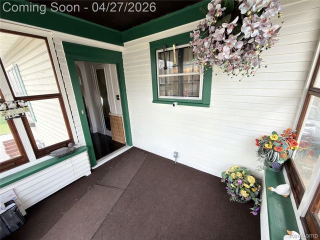 52 Maple Street, River Rouge, MI 48218
