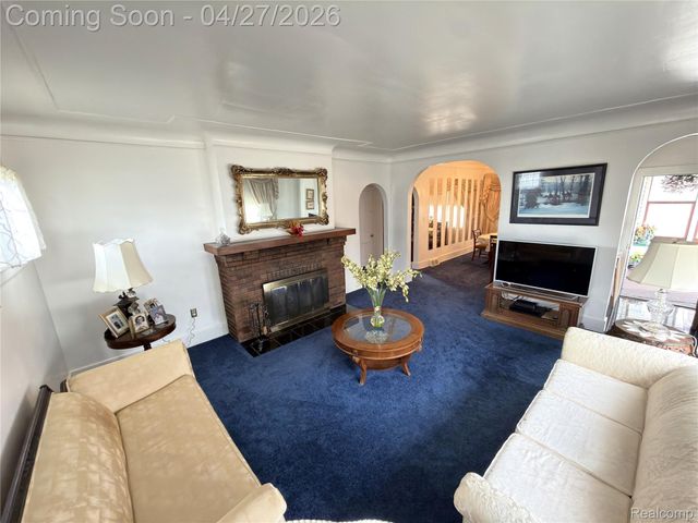 52 Maple Street, River Rouge, MI 48218
