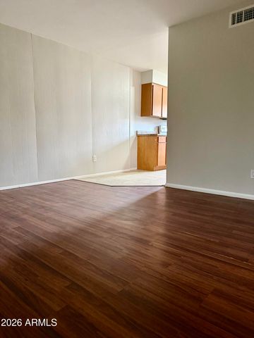 825 E 5th Street B, Mesa, AZ 85203