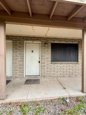 825 E 5th Street B, Mesa, AZ 85203