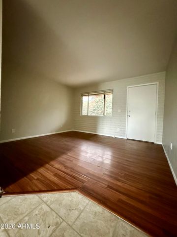 825 E 5th Street B, Mesa, AZ 85203