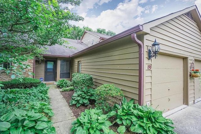 19 Evergreen Circle, Wyoming, OH 45215