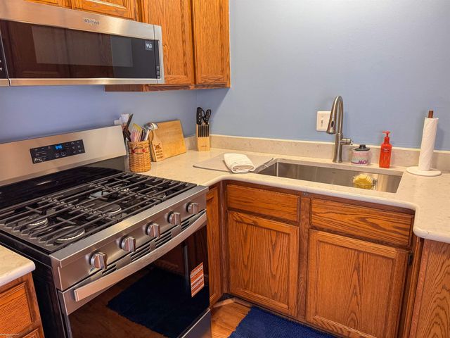 8751 Sterling Street, Center Line, MI 48015