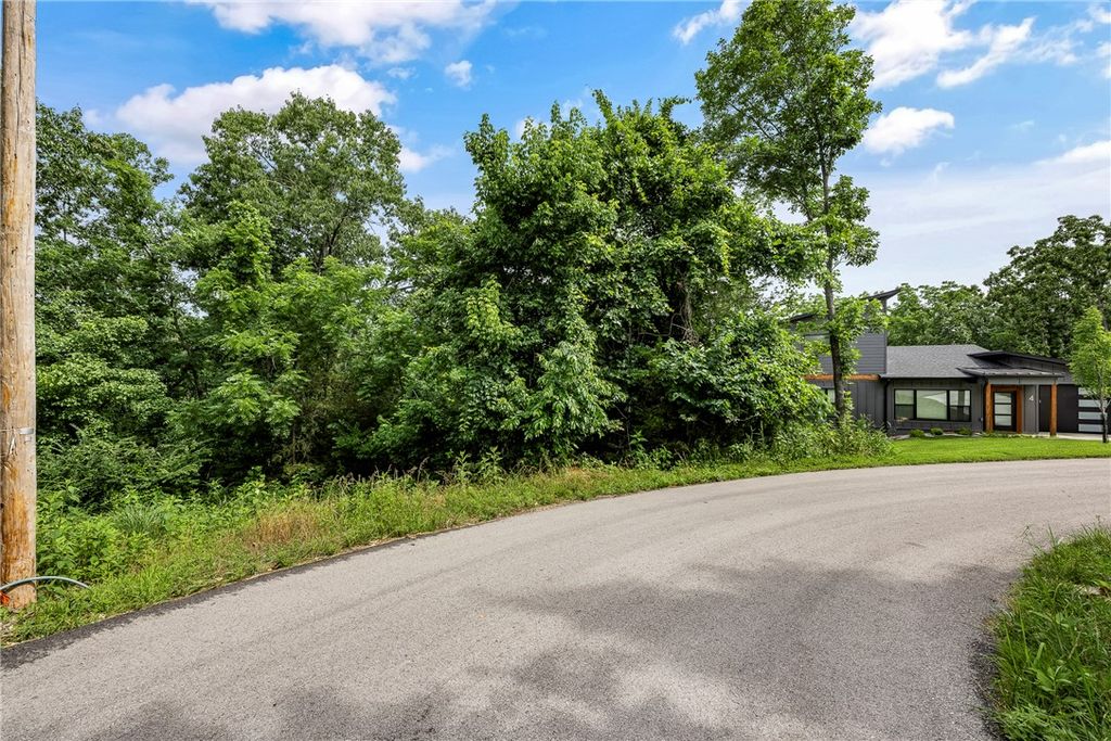 Sable Lane, Bella Vista, AR 72715