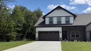 1426 Suzanne Drive, Murfreesboro, TN 37128