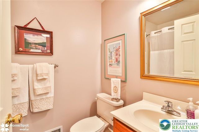 4191 Walter Road, Bethlehem Twp, PA 18020