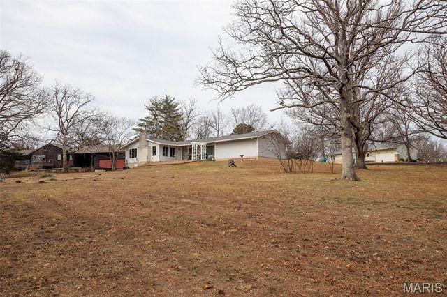612 Crestview Drive, Sullivan, MO 63080