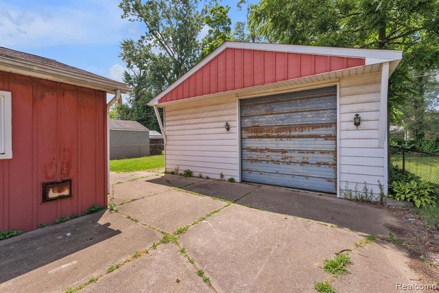 3916 Cornell Street, Dearborn Heights, MI 48125