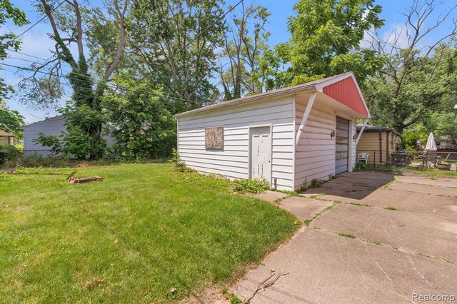 3916 Cornell Street, Dearborn Heights, MI 48125