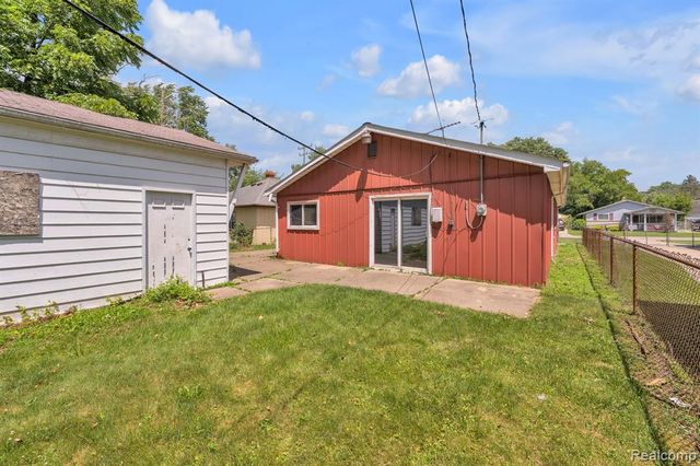 3916 Cornell Street, Dearborn Heights, MI 48125
