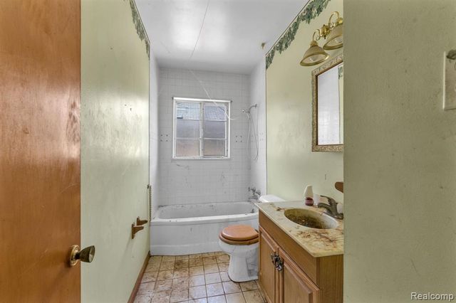 3916 Cornell Street, Dearborn Heights, MI 48125