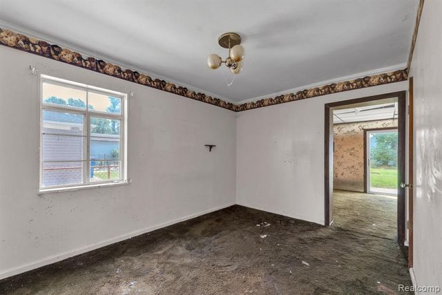 3916 Cornell Street, Dearborn Heights, MI 48125