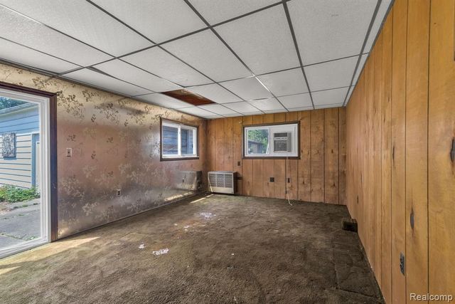 3916 Cornell Street, Dearborn Heights, MI 48125