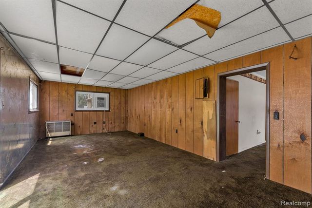 3916 Cornell Street, Dearborn Heights, MI 48125