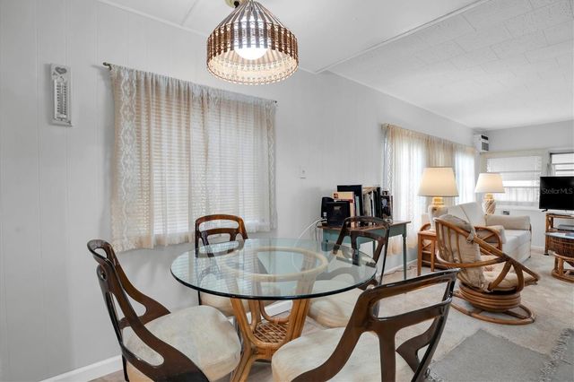 7801 34TH AVENUE N 70, St Petersburg, FL 33710