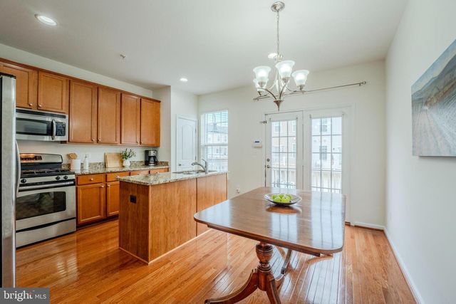 15409 ROSEMONT MANOR DR, Haymarket, VA 20169