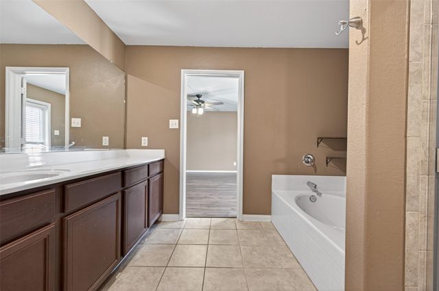 22615 Harrington Field Drive, Hockley, TX 77447