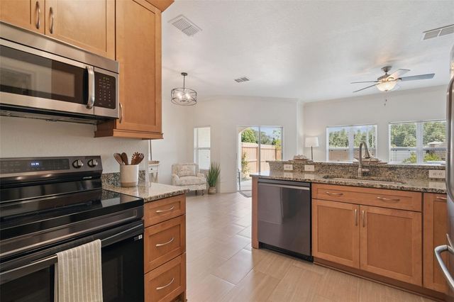 10820 CELTIC WOODS AVENUE, Tampa, FL 33647