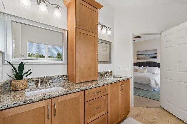 10820 CELTIC WOODS AVENUE, Tampa, FL 33647