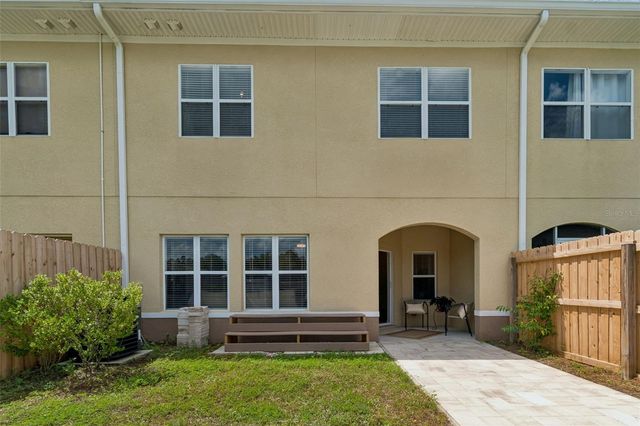 10820 CELTIC WOODS AVENUE, Tampa, FL 33647