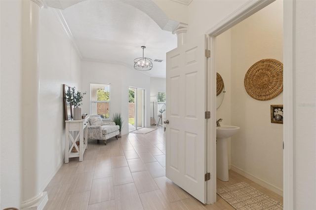 10820 CELTIC WOODS AVENUE, Tampa, FL 33647