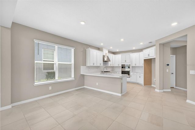 2722 SURF TOP ROAD, Clermont, FL 34711