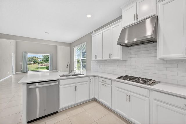 2722 SURF TOP ROAD, Clermont, FL 34711