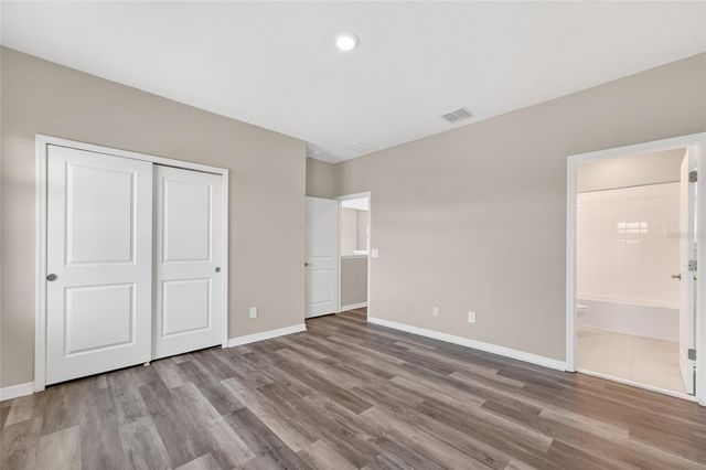 2722 SURF TOP ROAD, Clermont, FL 34711