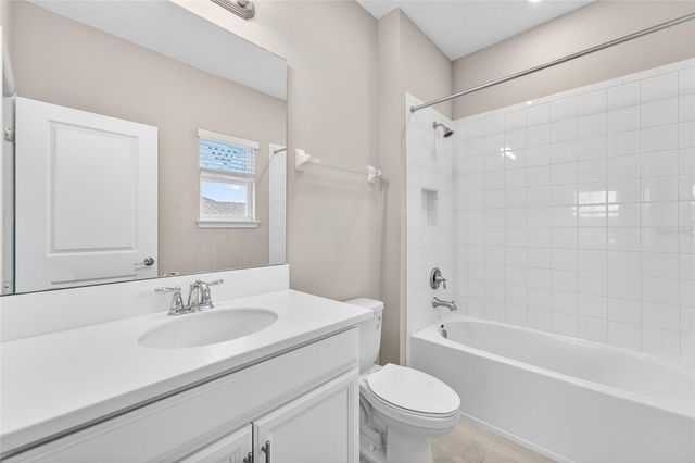 2722 SURF TOP ROAD, Clermont, FL 34711