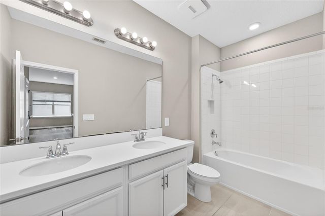 2722 SURF TOP ROAD, Clermont, FL 34711