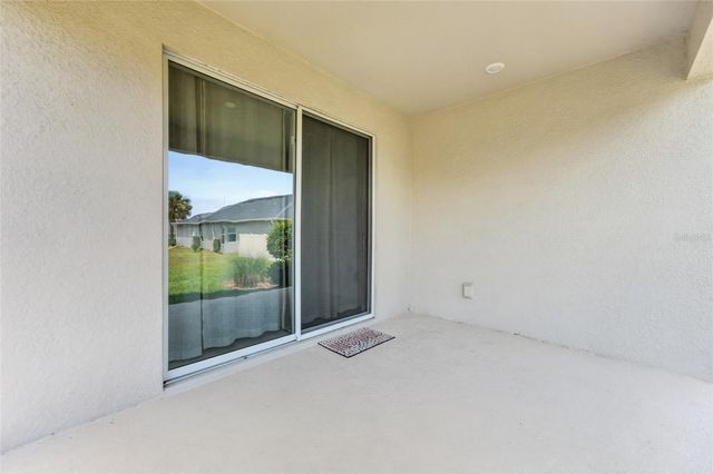 2722 SURF TOP ROAD, Clermont, FL 34711