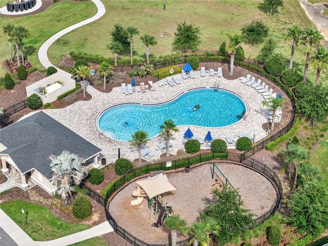 2722 SURF TOP ROAD, Clermont, FL 34711