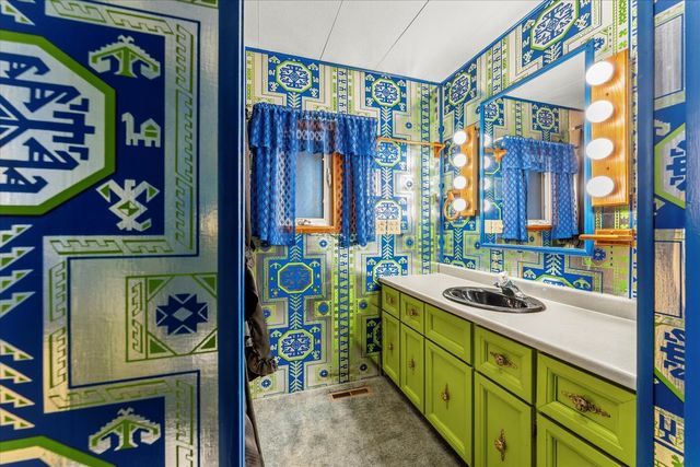 2213 Olen Drive, Mahomet, IL 61853