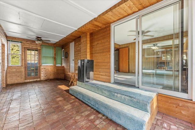 2213 Olen Drive, Mahomet, IL 61853