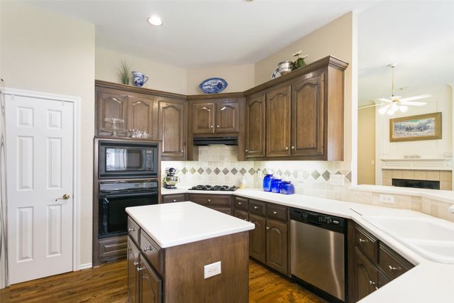 3404 Mapleleaf Lane, Richardson, TX 75082