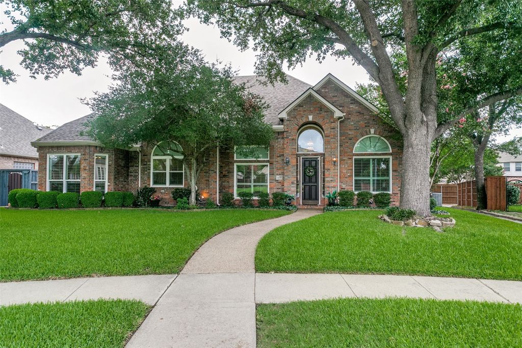 3404 Mapleleaf Lane, Richardson, TX 75082
