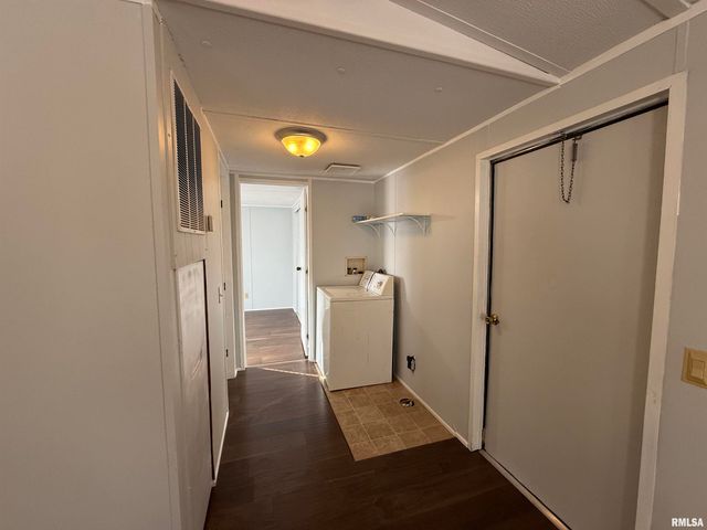 57 Timber Hollow Drive, Carbondale, IL 62901