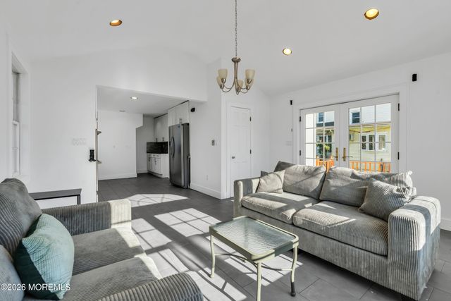 3 Royal Place, Long Branch, NJ 07740