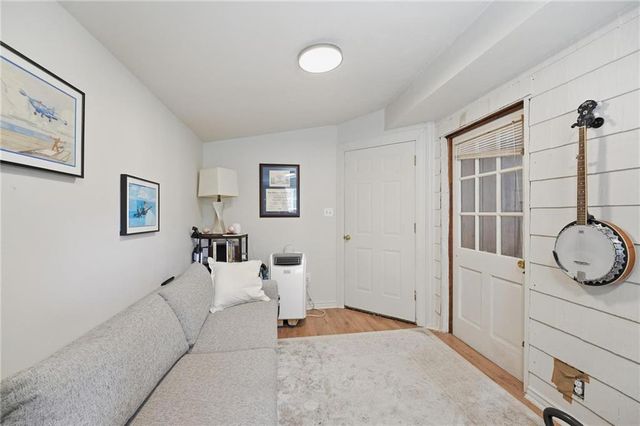 6920 Walmer Street, Overland Park, KS 66204