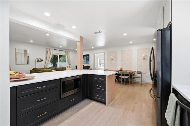 6920 Walmer Street, Overland Park, KS 66204