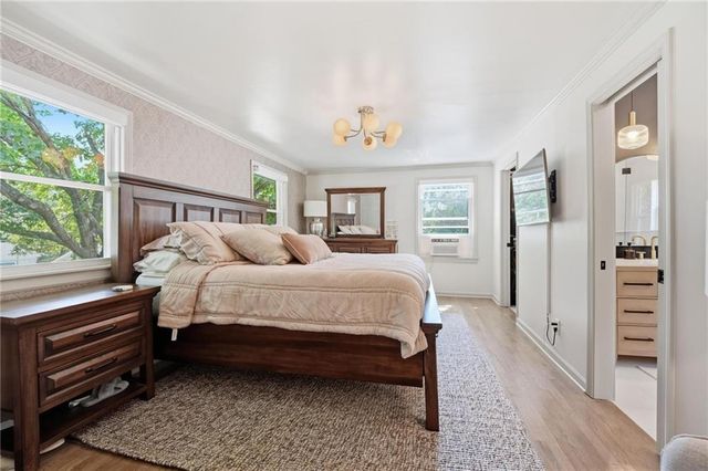 6920 Walmer Street, Overland Park, KS 66204