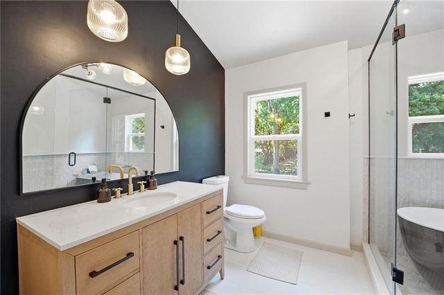 6920 Walmer Street, Overland Park, KS 66204