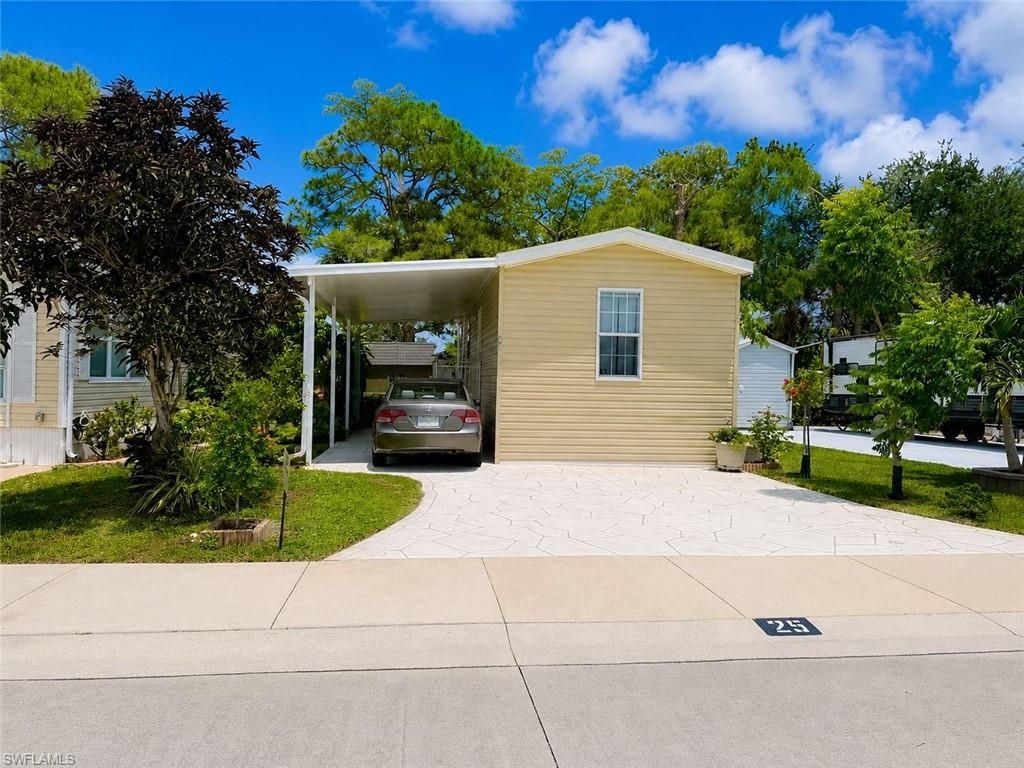 25 Bass LN 25, NAPLES, FL 34114 — exterior