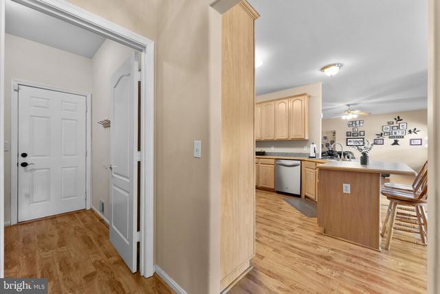 700 FOX CHASE ST, Warrenton, VA 20186