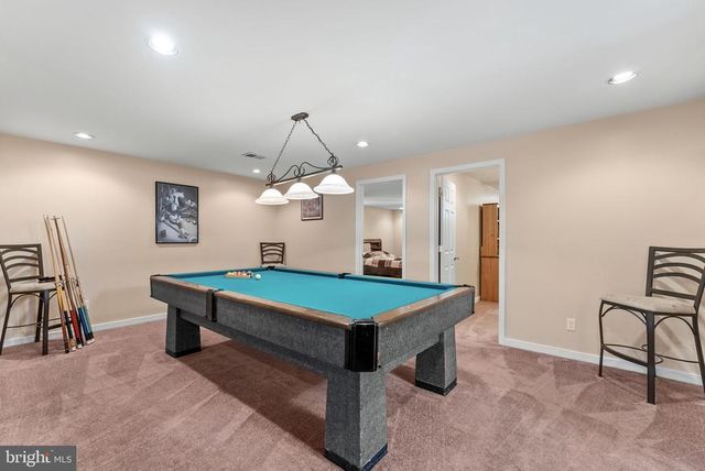 700 FOX CHASE ST, Warrenton, VA 20186